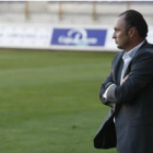 El entrenador de la Cultural, Yosu Uribe, durante un partido.