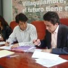 Maribel Lorenzana, Miguel Hidalgo y Francisco Castillo, durante la firma del convenio