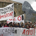 La manifestación recorrió las calles del pueblo.