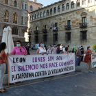 Concentración en Botines contra la violencia machista. FERNANDO OTERO