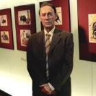 El crítico taurino Perelétegui exhibe sus pinturas