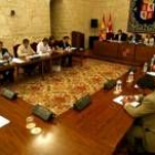Un momento de la reunión de la Diputación Permanente de las Cortes de Castilla y León