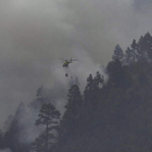 Imagen de ayer del incendio en la isla de La Palma, ahora afectada por un incendio. MIGUEL CALERO