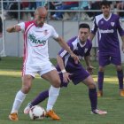 Álvaro Valdés, de blanco, comienza esta semana a entrenarse con sus compañeros.