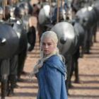 La actriz Emilia Clarke, como Daenerys Targaryen en 'Juego de tronos'.