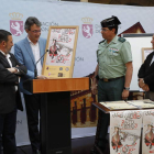 El Palacio de los Guzmanes acogió el relevo del mantenedor de las Justas. RAMIRO