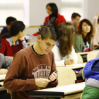 Participantes de la olimpiada, ayer en la facultad de Industriales