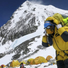 Desde que empezó la temporada el 1 de mayo al menos cuatrocientos escaladores hicieron cima. PHURBA TENJING SHERPA / HANDOUT