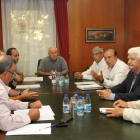 Reunión en Palencia entre la Junta, los alcaldes de Velilla y Guardo y los empresarios de la mina.