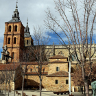 Vista exterior de la Catedral de Astorga, que ha experimentado una importante recuperación turística. MARCIANO