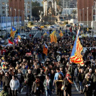 Imagen de la manifestación, ayer en Barcelona. ALEJANDRO GARCÍA