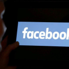 Facebook ha sido protagonista de múltiples escándalos por su gestión de privacidad de datos personales.