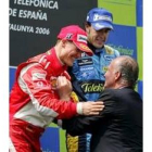 Don Juan Carlos felicita a Schumacher tras ser segundo en Montmeló