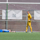 Los jugadores del San Sebastián de los Reyes celebran el gol de Rubén Mesa que sentenciaba el partido ante la desesperación de los blanquiazules. MATEO VILLALBA