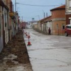 Las obras han comenzado con la demolición de las aceras.