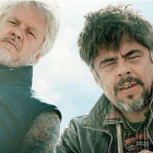 Tim Robbins y Benicio del Toro,  invitados del programa de A-3 'El hormiguero'.