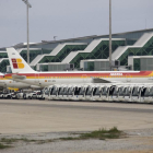 Aviones de Iberia en el aeropuerto de El Prat.