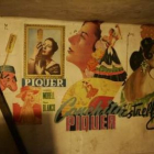 Pared de un camerino del Teatro Emperador.