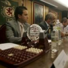 El sorteo de lotes de parcelas se realizó con la extracción de bolas ante un notario