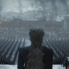Emilia Clarke, como Daenerys, en el último episodio de Juego de tronos.
