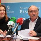 La concejala de Cultura y el alcalde, ayer en la presentación. M.Á.C.