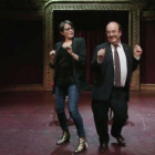 Miquel Iceta baila con Thais Villas en El Intermedio.