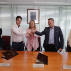 Mantero, Rivas, Del Olmo, Calvo y Morillas, ayer en la firma del plan para las cuencas. RAMIRO