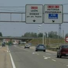 El acceso sur a León por la N-630 soporta densidades de tráfico muy elevadas en fechas determinadas
