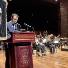 Carlos García Rioja, durante la presentación del acto. MAZ