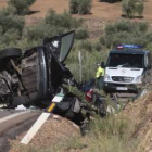 Imagen del accidente de tráfico ocurrido ayer en la EX-336, a la salida de Oliva de Mérida.
