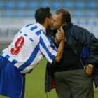 Alejandro dedica su gol a Tono, un hombre muy querido por toda la plantilla blanquiazul