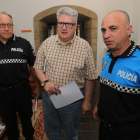 Borraz, Miranda y Pereira en la presentación del operativo, ayer en el Ayuntamiento. L. DE LA MATA