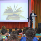 El alcalde, Miguel Ángel del Egido, inauguró el Día del Libro del instituto.
