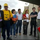 Miembros de la Asociación, a favor de Biobac, ayer en Ponferrada