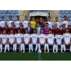 La Cultural y Deportiva Leonesa lució sus mejores galas para hacerse la foto oficial de la temporada 2011/12 con Javier Baena en la presidencia.