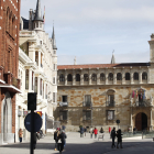 El palacio de los Guzmanes, sede de la Diputación Provincial de León. RAMIRO.