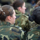 Imagen de archivo: Mujeres en el ejército.