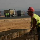 Imagen de archivo de un trabajador del sector de la construcción.