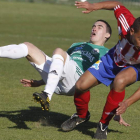Atlético Astorga y Atlético Bembibre mantienen una dura pugna por estar en puesto de play off.