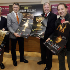 Joaquín S. Torné, Juan Martínez Majo, Antonio Silván y Ramiro López durante la presentación del calendario