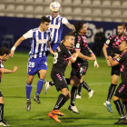 El Sabadell se impuso a la Deportiva en la primera vuelta (0-3) en El Toralín. L. DE LA MATA