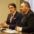 El consejero de Fomento y el presidente de la Diputación firmaron en julio un convenio. FERNANDO OTERO