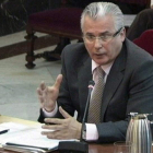 Baltasar Garzón durante su declaración ayer en el Supremo.