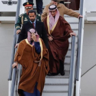 El príncipe heredero saudí, Mohamed Bin Salman, llega a Torrejón de Ardoz (Madrid), este jueves.