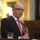 El ministro de Hacienda, Cristóbal Montoro, en el debate presupuestario del pleno del Congreso de los Diputados.