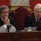 Javier Zaragoza, a la izquierda, en el Supremo.