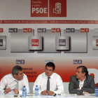 Villarrubia y Óscar López, ayer en la reunión de la Ejecutiva.
