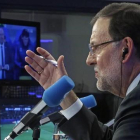 El presidente del Gobierno Mariano Rajoy, durante su aparición como comentarista en la Cope.