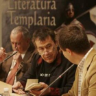 Gonzalo Santonja (del Instituto de la Lengua), Sánchez Dragó y Javier Sierra, ayer noche en las jorn