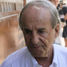 Jose María García, en el tanatorio de Ibiza tras el fallecimiento de Ángel Nieto en julio.